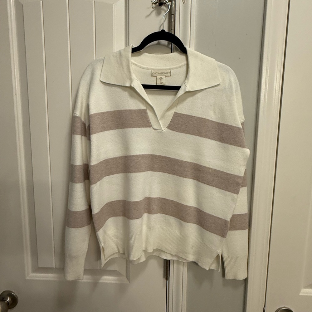 Ann Taylor V-Neck Sweater - Cream and Tan